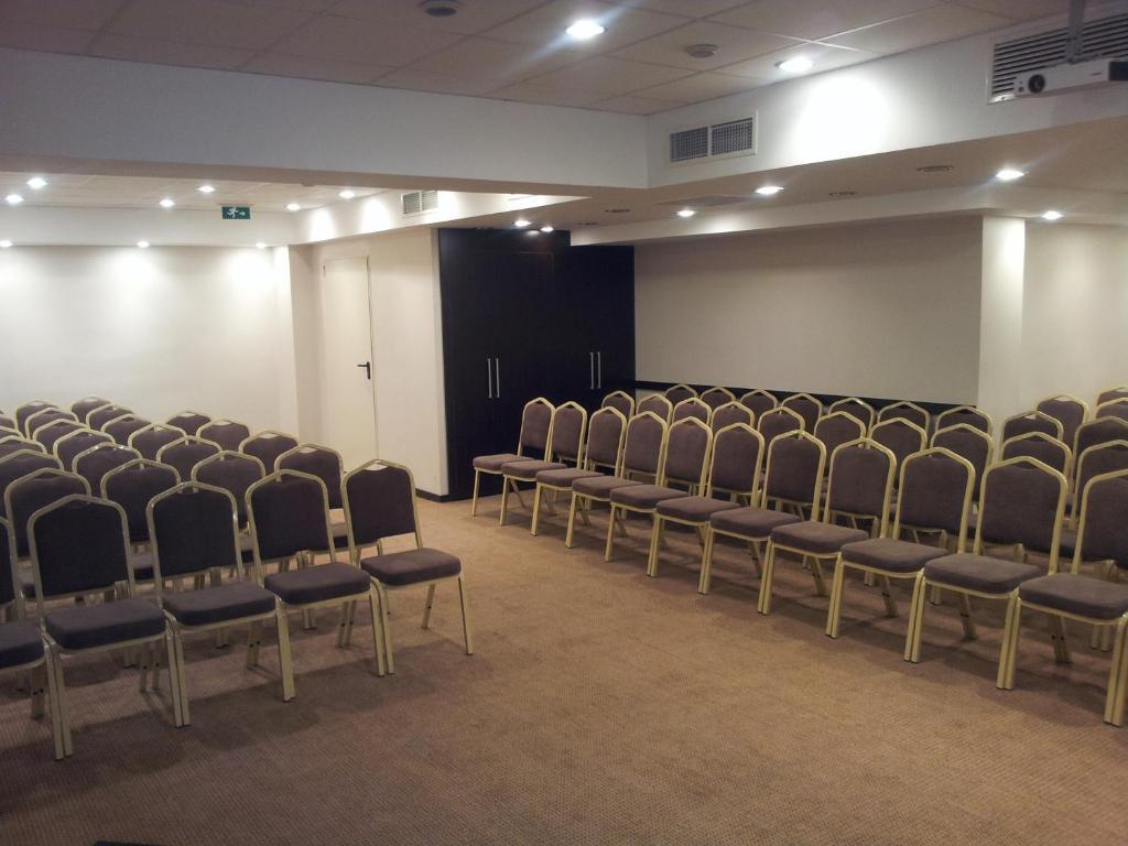 Vesta Fuar Hotel