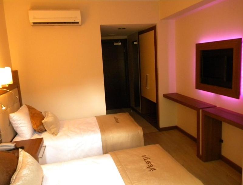 Vesta Fuar Otel 3*
